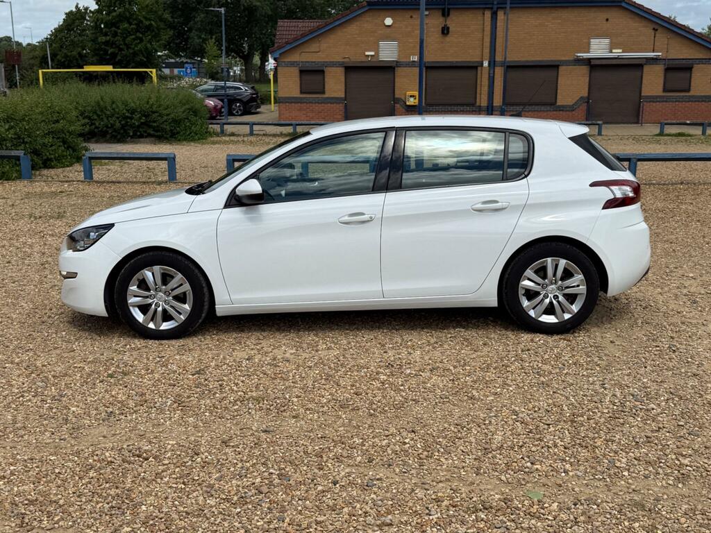 Peugeot 308 Active White #6