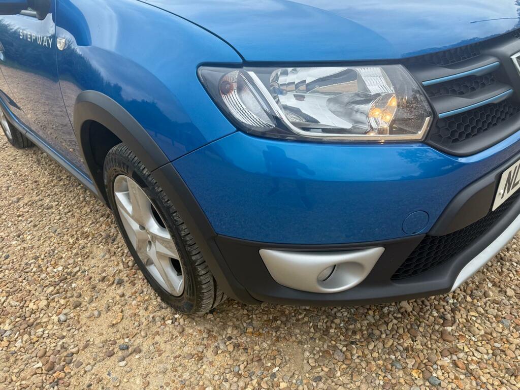 Dacia Sandero Stepway Laureate Blue #5