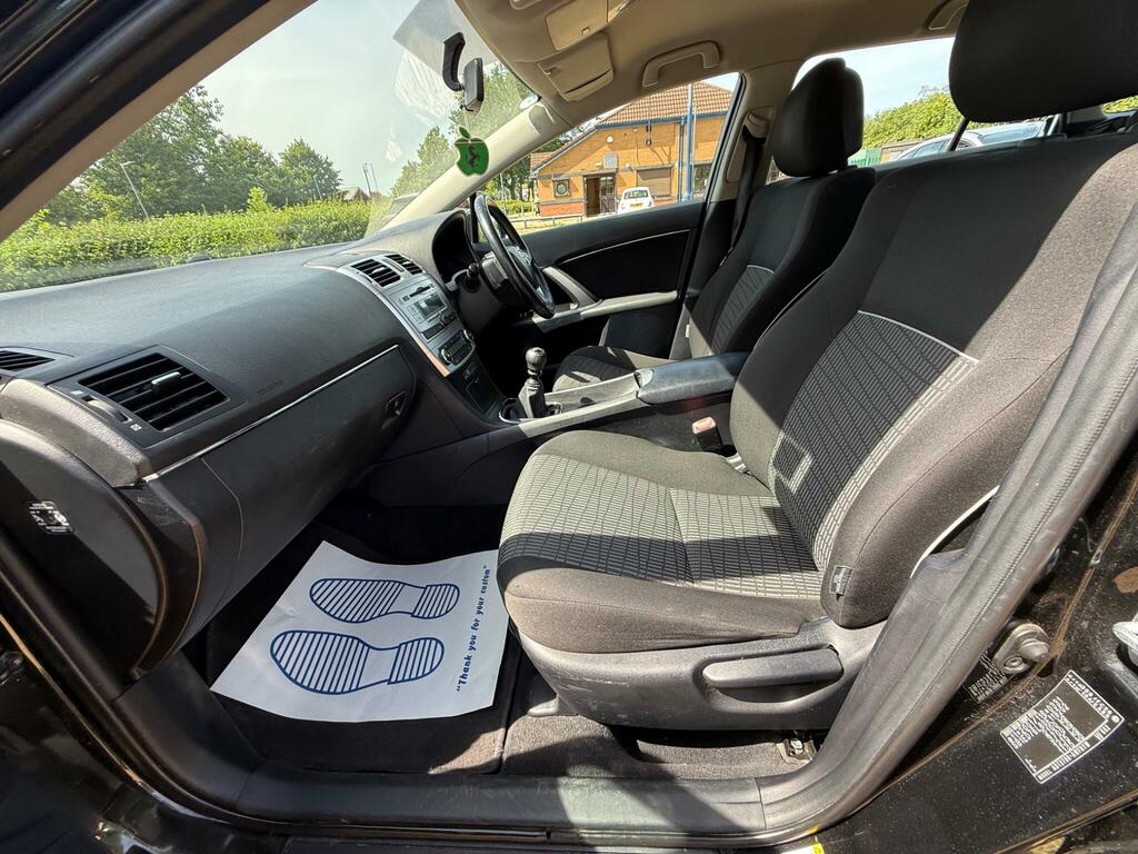 Toyota Avensis 2.0 D-4d Icon Silver #29