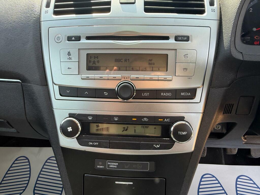 Toyota Avensis 2.0 D-4d Icon Silver #25