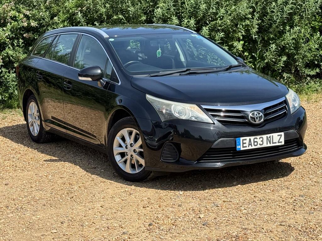 Toyota Avensis Active Black #5