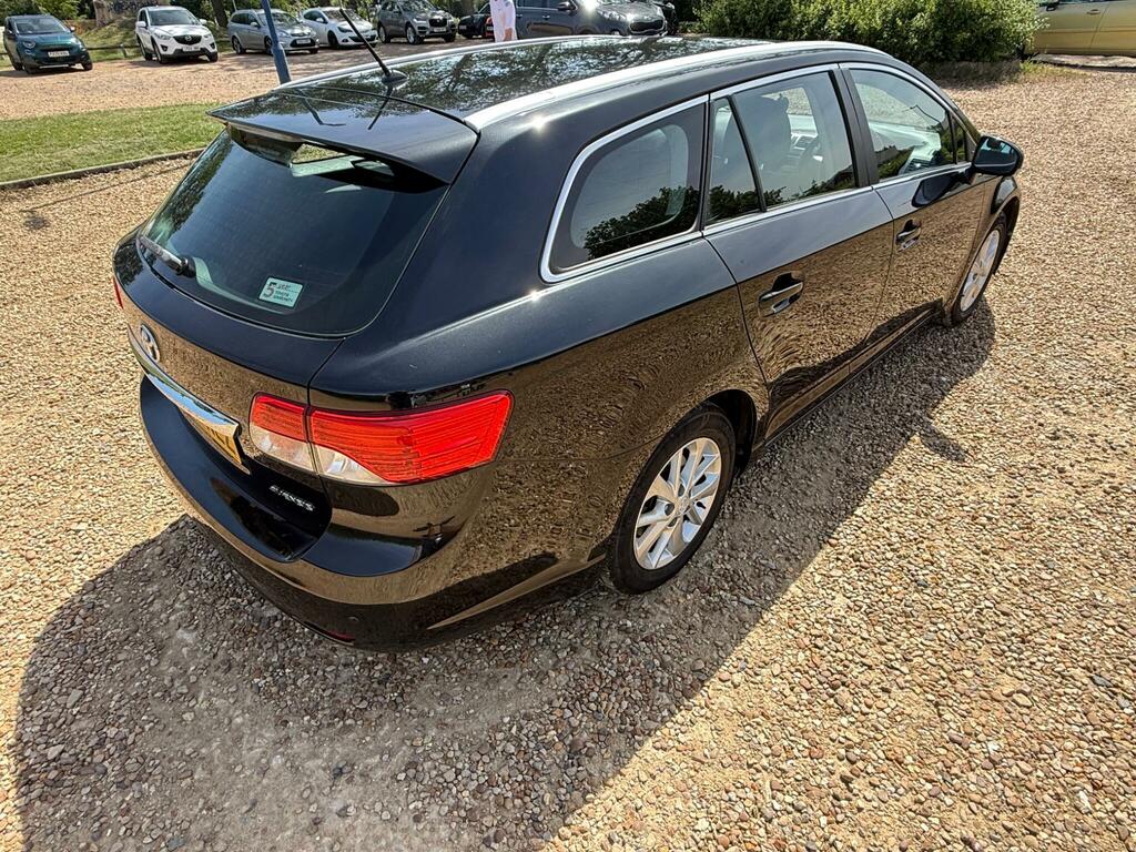 Toyota Avensis 2.0 D-4d Icon Silver #13