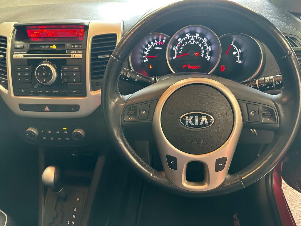Kia Venga 2 Red #13