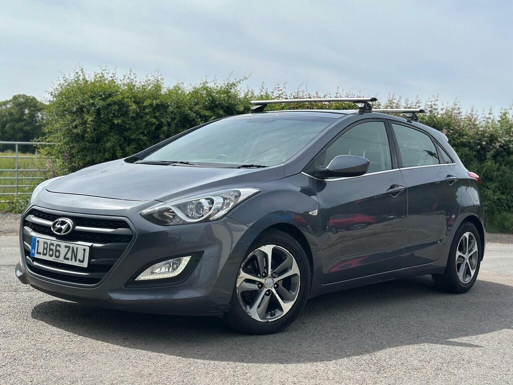 Hyundai I30 1.4 Blue Drive Se Euro 6 Ss Grey #3