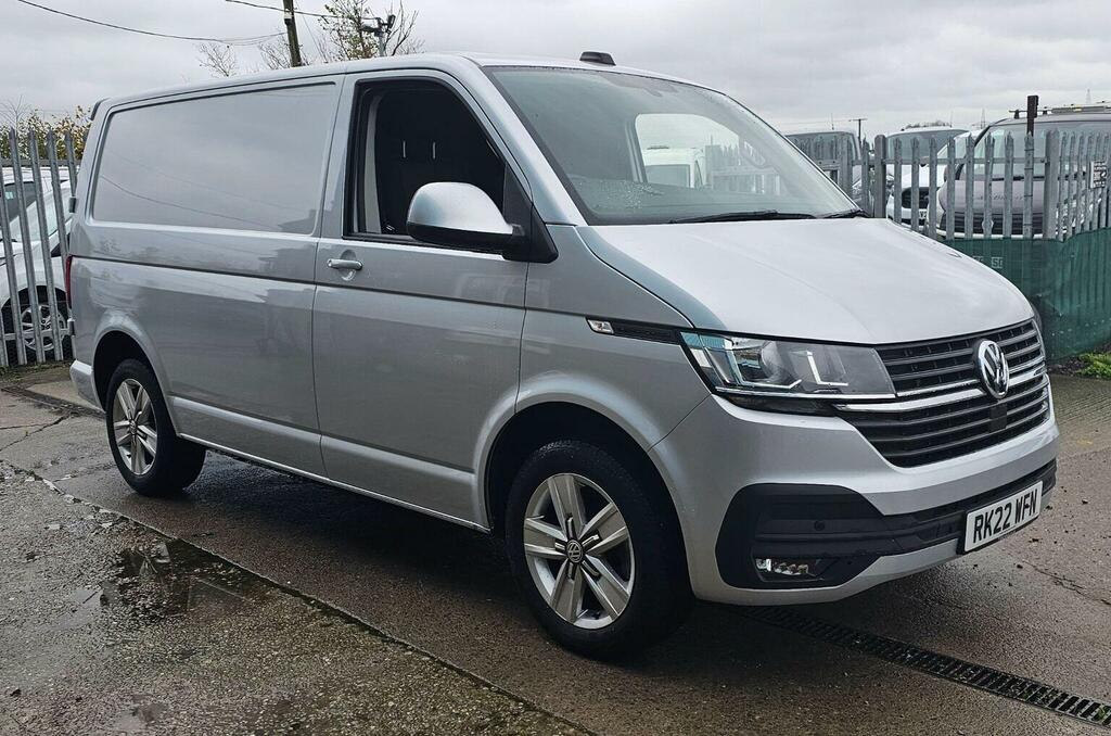 Volkswagen Transporter Panel Van 2.0 Tdi T32 Highline Dsg Fwd Swb Euro 6 RK22WFN Silver #6