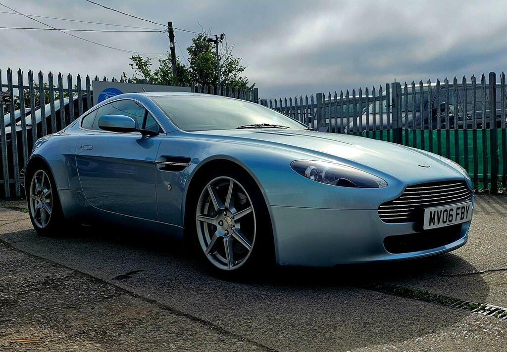 Aston Martin Vantage Silver #6