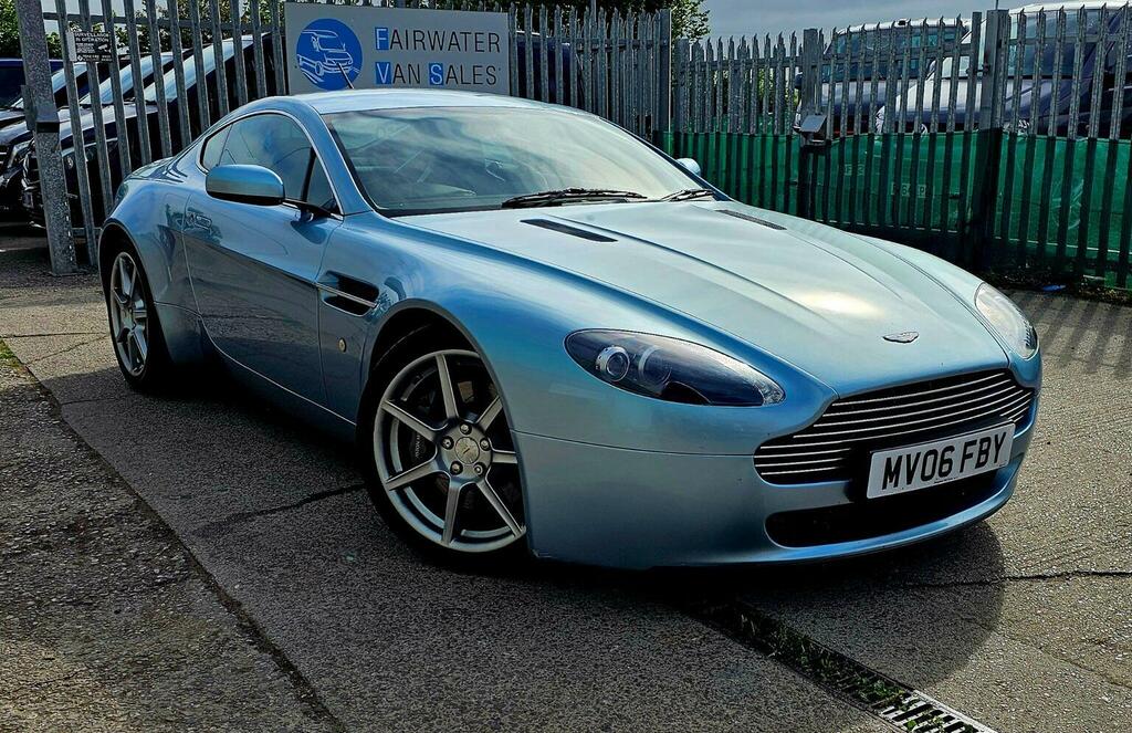 Aston Martin Vantage Silver #1
