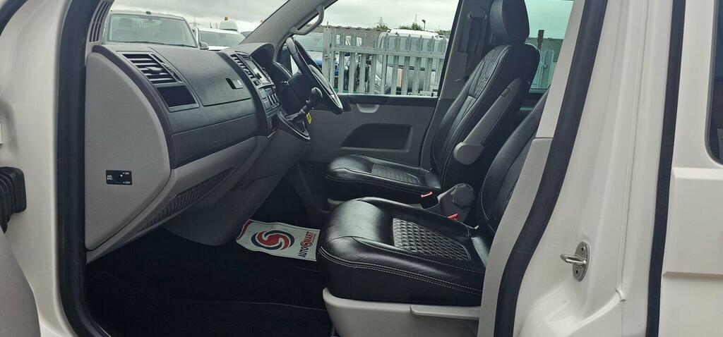 Volkswagen Transporter Sportline Panel Van 2.0 Bitdi Sportline 60 T32 2016 Black #20
