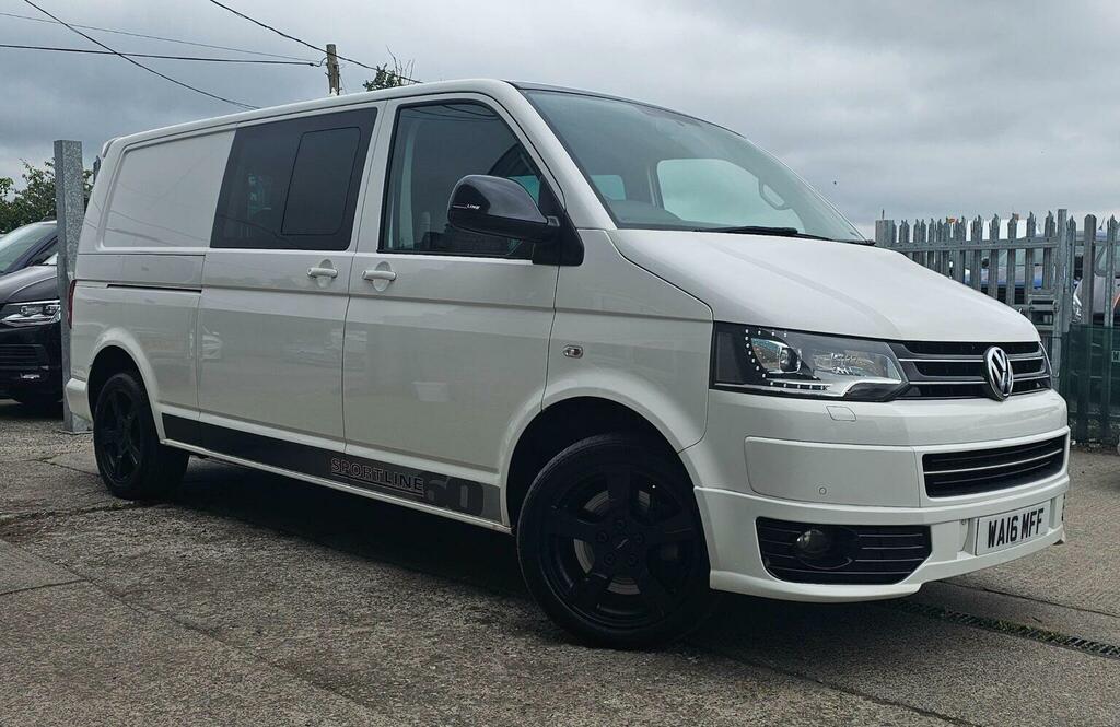 Volkswagen Transporter Sportline Combi Van 2.0 Bitdi Sportline 60 T32 Kombi L3 H1 4 White