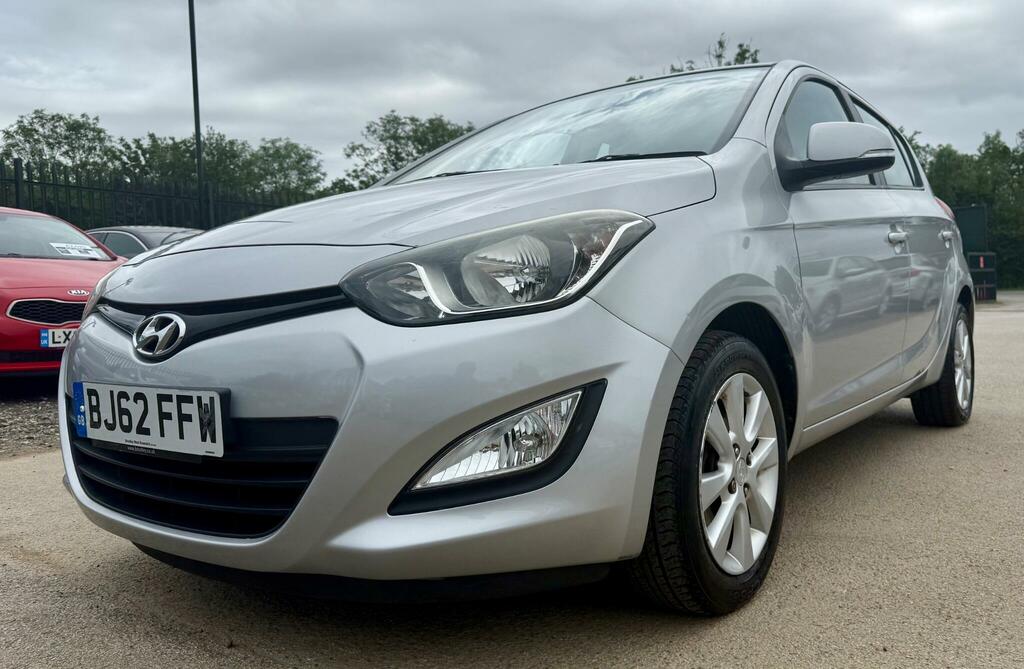 Hyundai I20 1.2 Active Euro 5 Silver #3