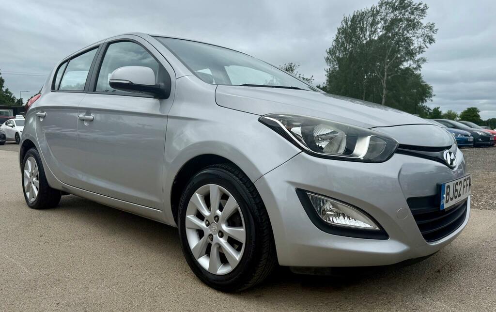 Hyundai I20 1.2 Active Euro 5 Silver