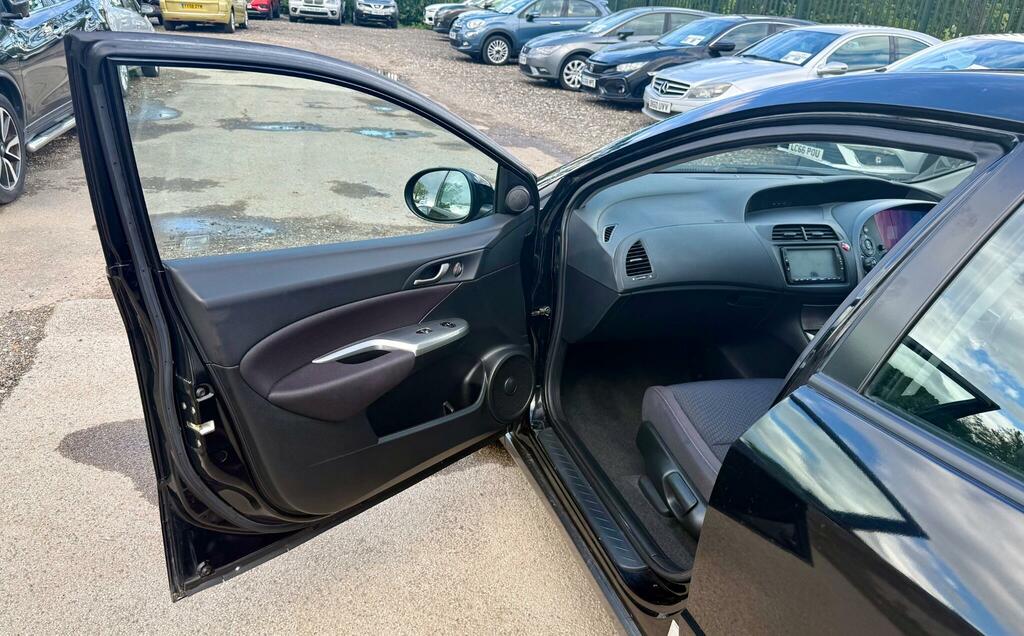 Honda Civic 1.8 I-vtec Se  #31