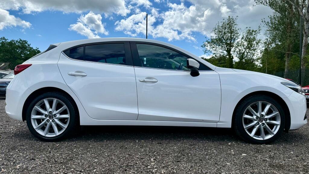 Mazda 3 2.0 Sport Nav White #11