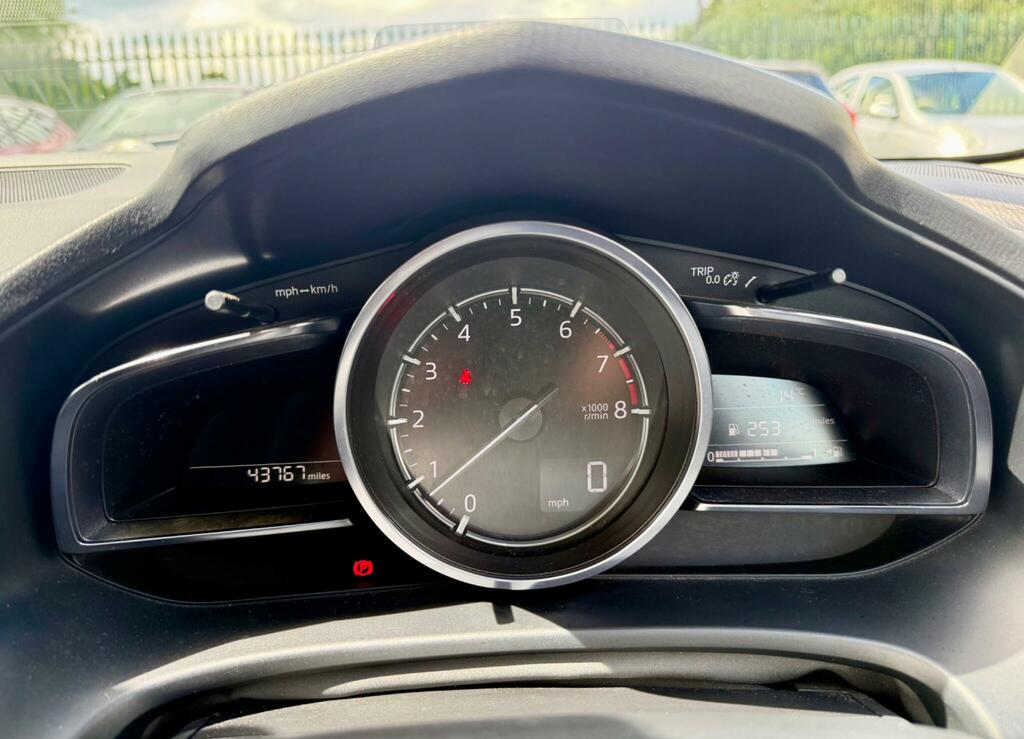 Mazda 3 2.0 Sport Nav White #36