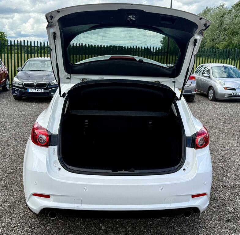 Mazda 3 2.0 Sport Nav White #38