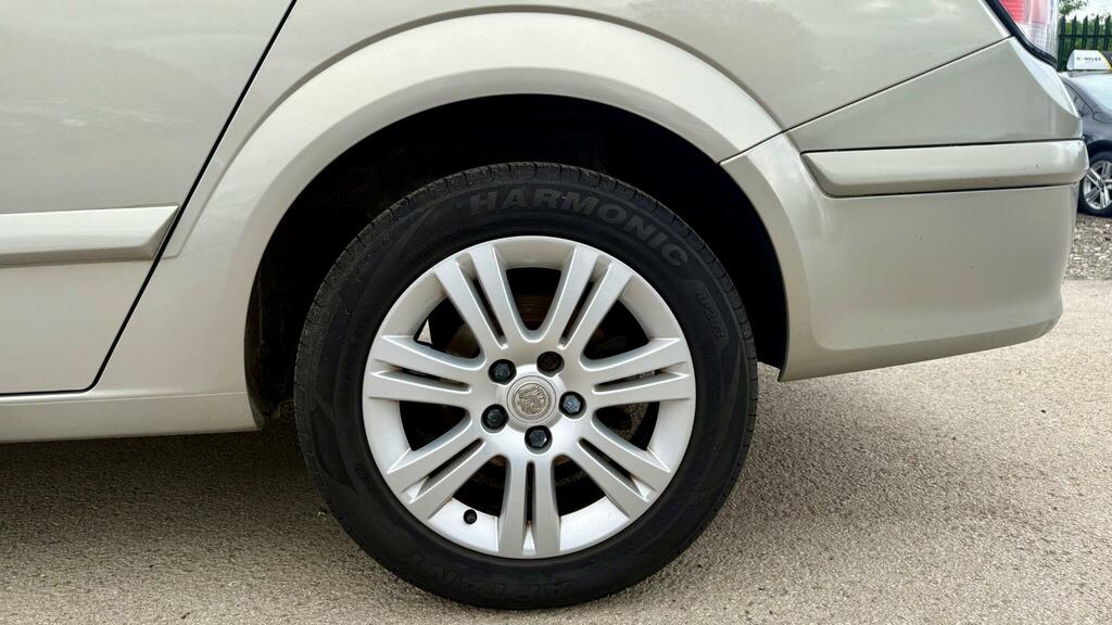 Vauxhall Astra Active Plus Silver #38