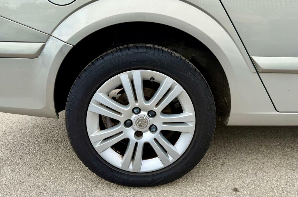 Vauxhall Astra Active Plus Silver #37
