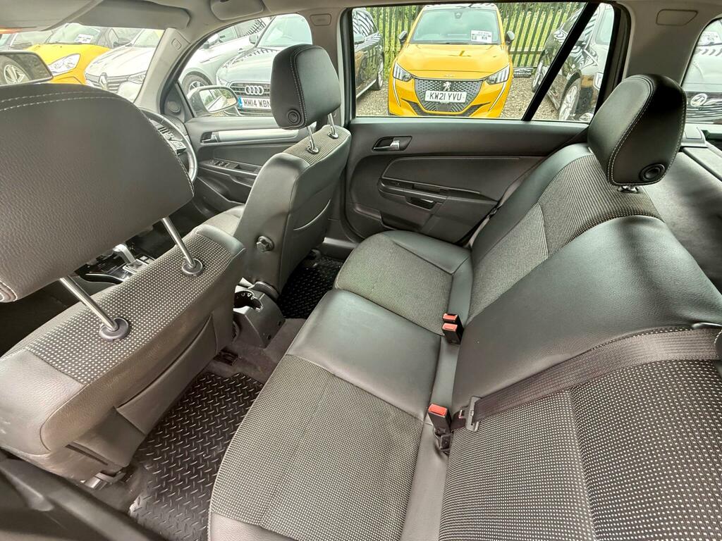 Vauxhall Astra Active Plus Silver #22