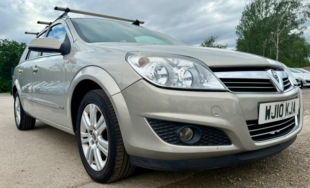 Vauxhall Astra Design Silver