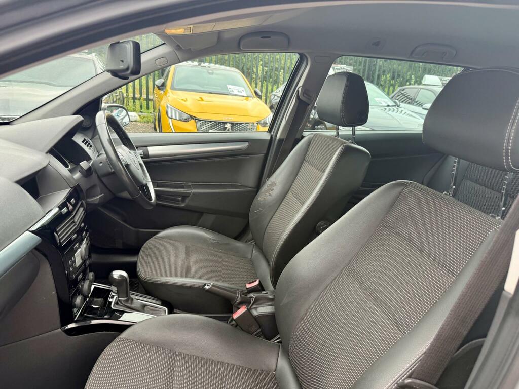 Vauxhall Astra Active Plus Silver #44