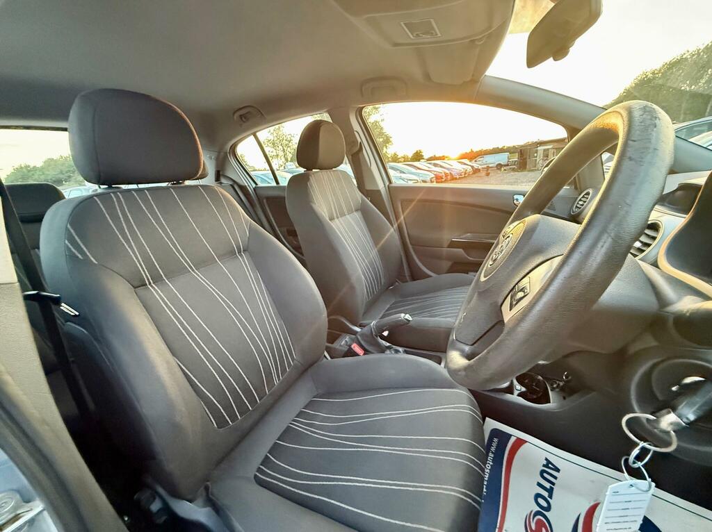 Vauxhall Corsa 1.4I 16V Club Blue #25