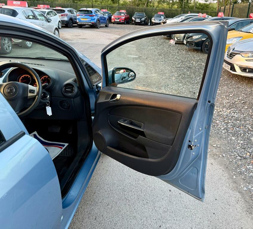 Vauxhall Corsa 1.4I 16V Club Blue #39