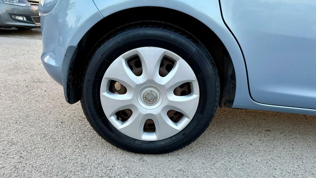 Vauxhall Corsa 1.4I 16V Club Blue #40