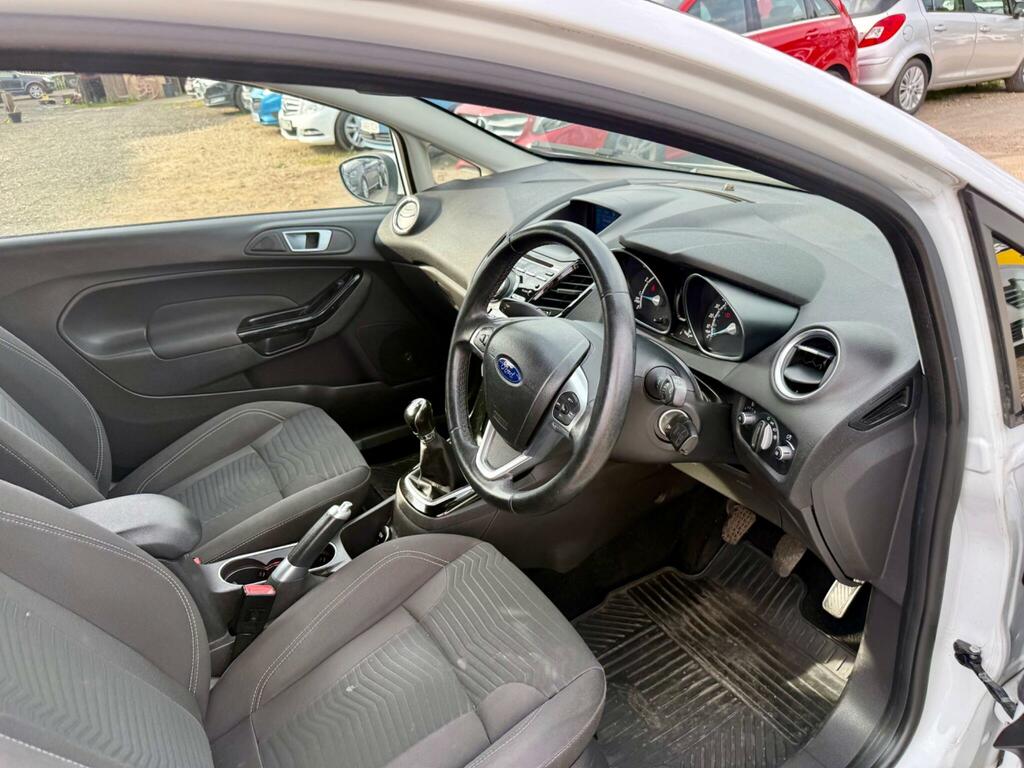 Ford Fiesta Hatchback 1.0T Ecoboost Titanium Euro 5 Ss Blue #18
