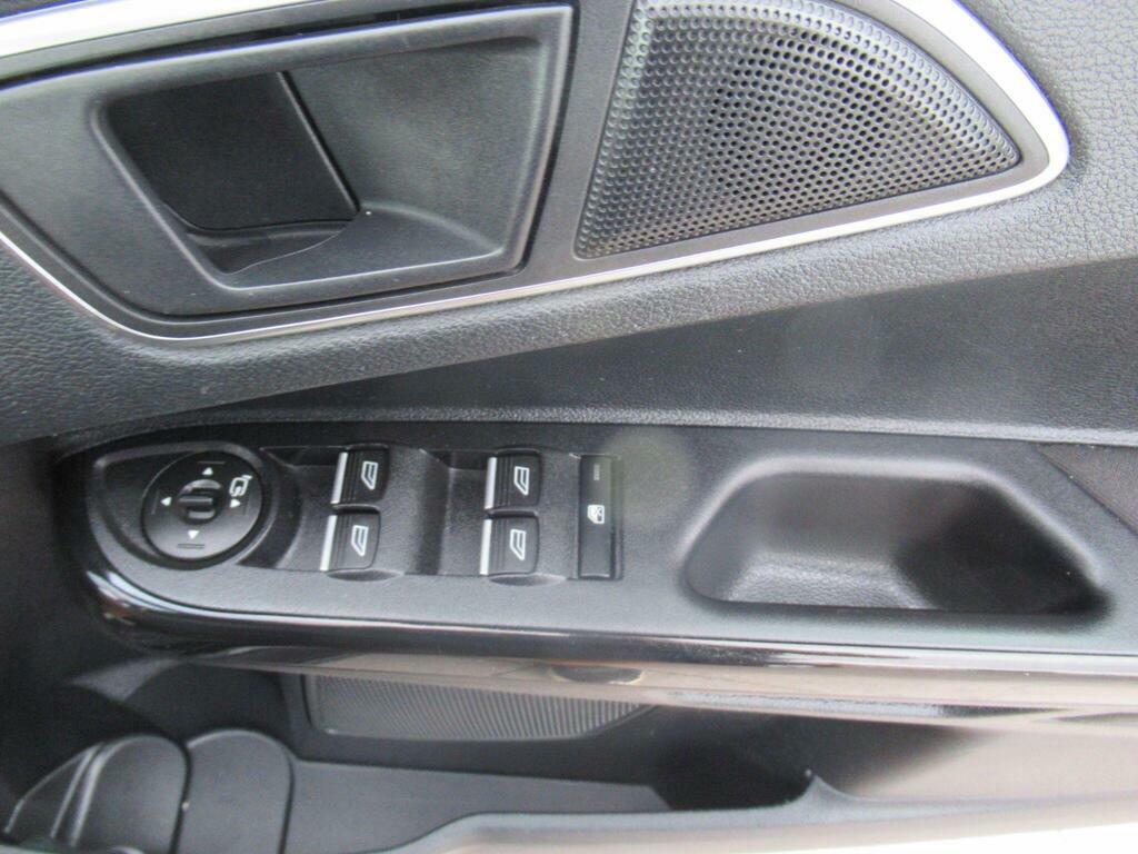 Ford B-Max 1.0T Ecoboost Zetec Euro 5 Black #25
