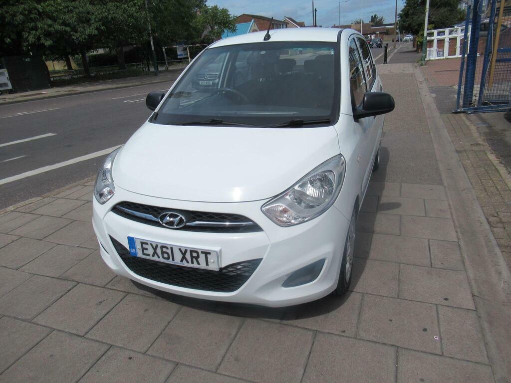 Hyundai I10 1.2 Classic Euro 5 EX61XRT White #6