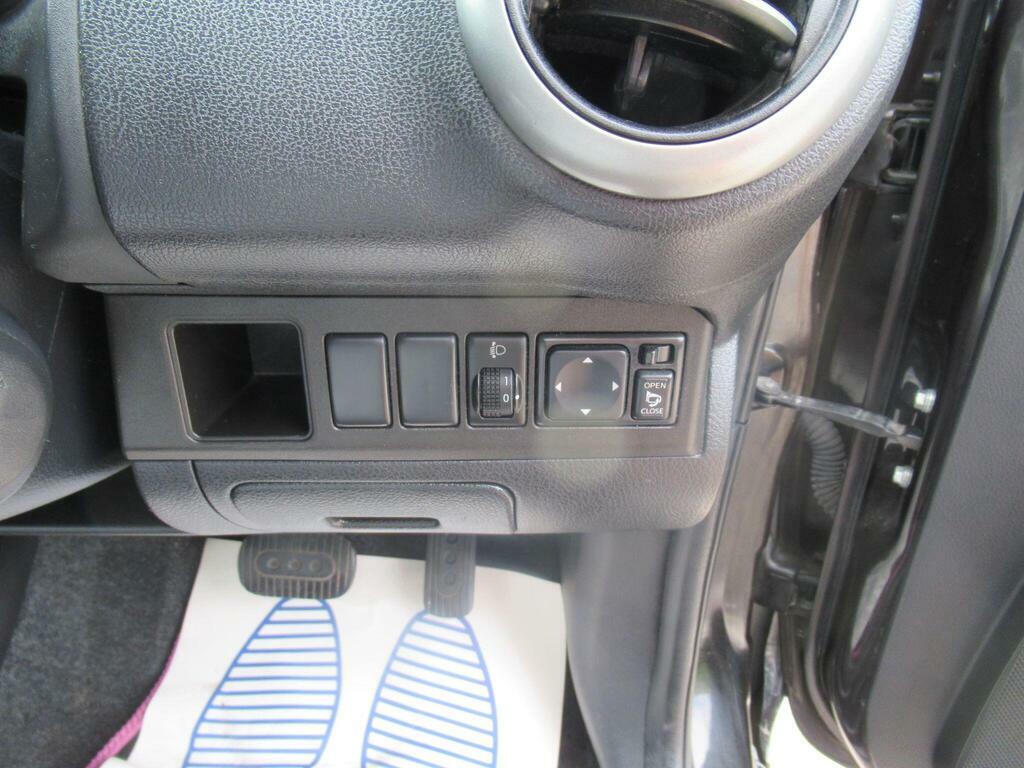 Nissan Note Acenta Grey #19