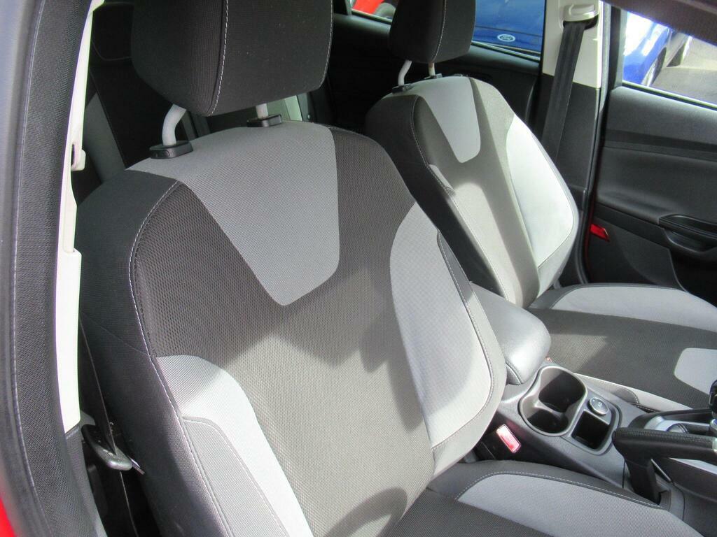 Ford Focus 1.0 Titanium 124 Bhp Silver #24