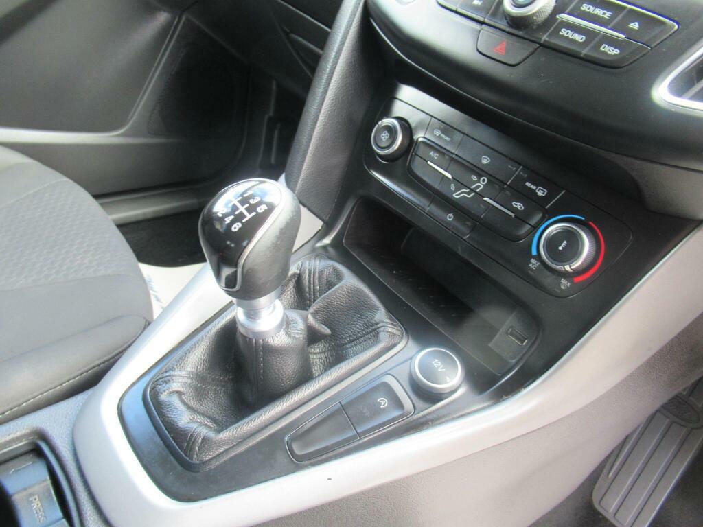 Ford Focus 1.0 Ecoboost 125 Zetec White #23
