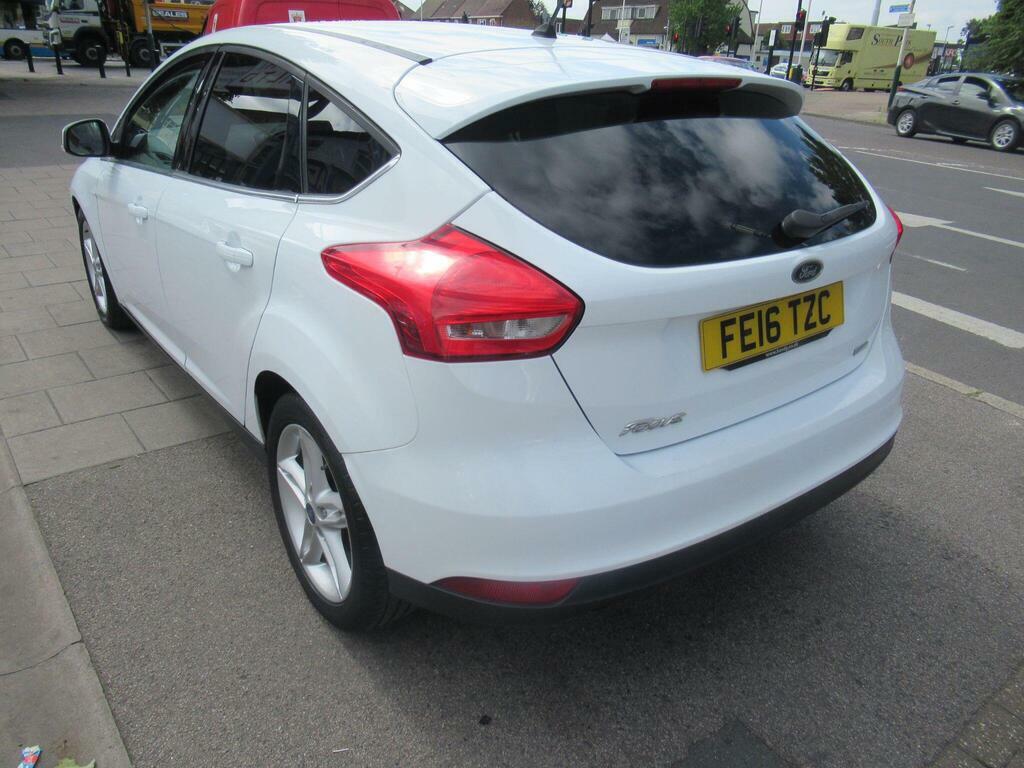 Ford Focus 1.0 Ecoboost 125 Zetec White #9