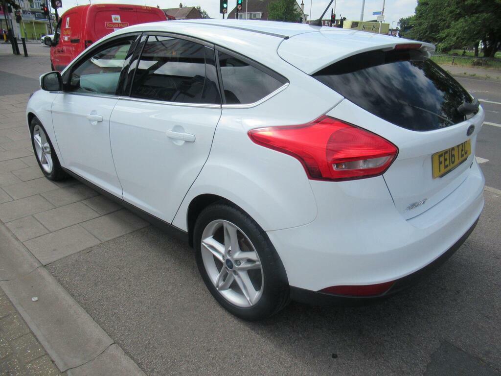Ford Focus 1.0 Ecoboost 125 Zetec White #8