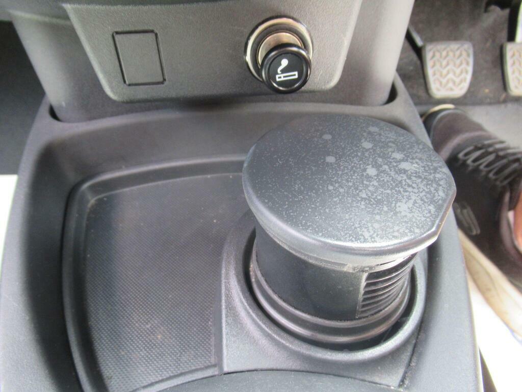 Toyota Yaris 1.3 T Spirit Multimode Silver #26
