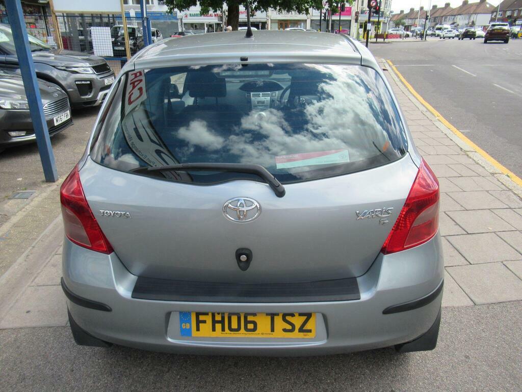 Toyota Yaris 1.3 T Spirit Multimode Silver #11