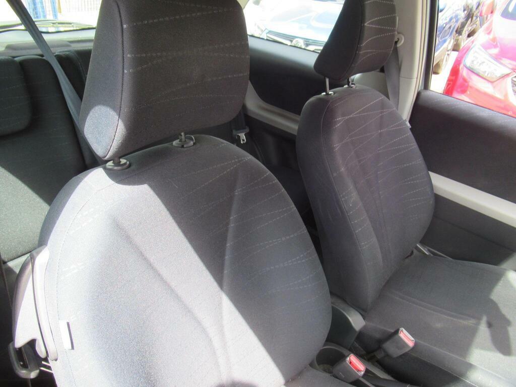 Toyota Yaris 1.3 T Spirit Multimode Silver #16