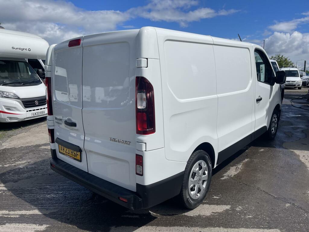 Renault Trafic 2.0 Dci Blue Sl30 Business Panel Van M AV23HSF White #4