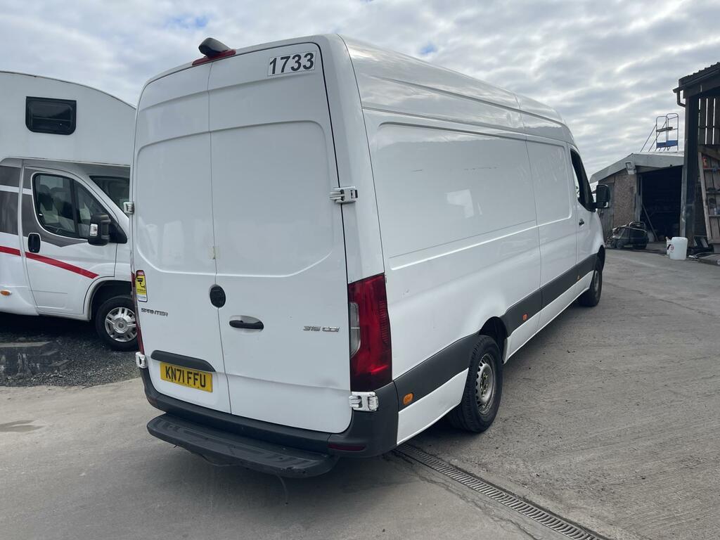 Mercedes-Benz Sprinter 2.0 315 Cdi Progressive Panel Van Manua KN71FFU White #3