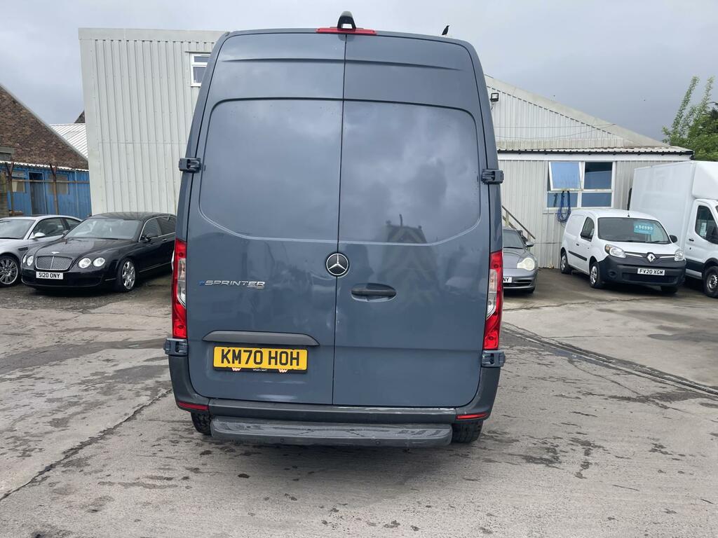 Mercedes-Benz eSprinter 55Kwh Progressive Panel Van L2 H White #4