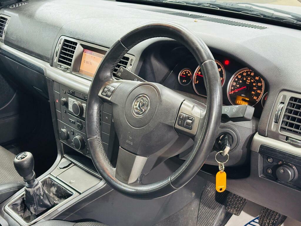 Vauxhall Vectra 1.9 Cdti 16V Sri Black #9