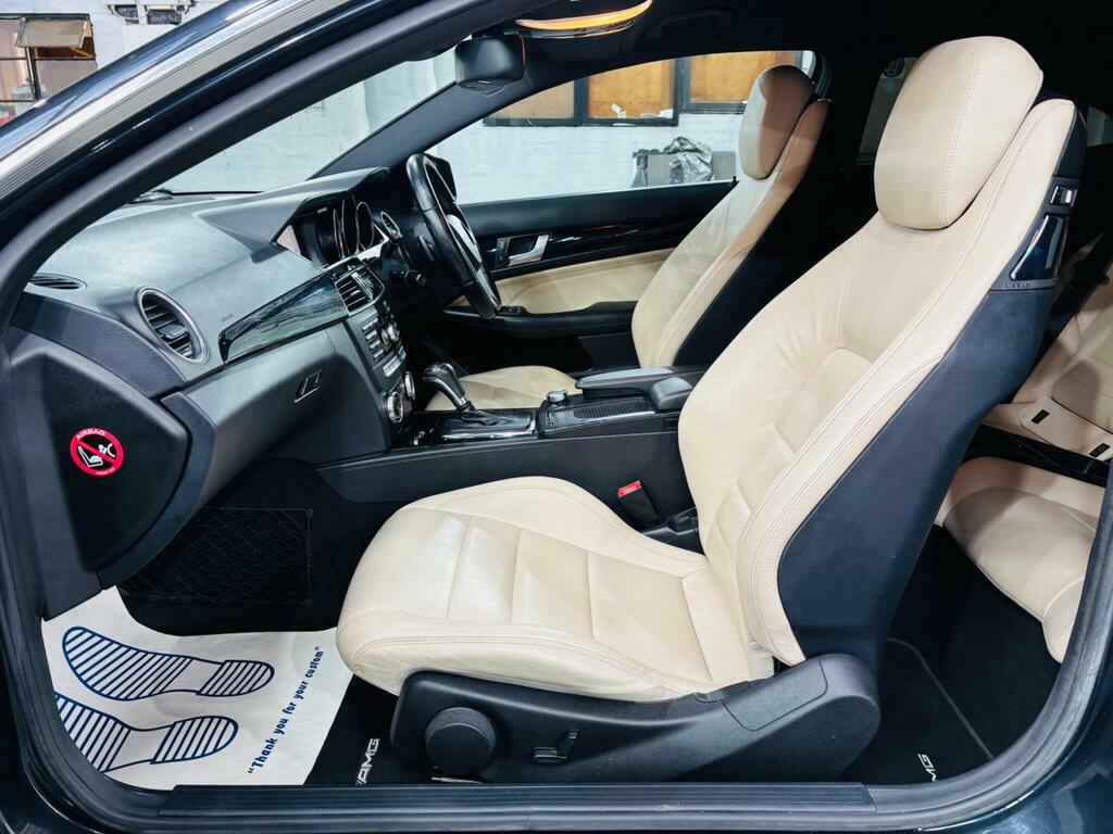 Mercedes-Benz C Class C220 Cdi 2.1 168 Blueefficiency Sport Amg Red #13