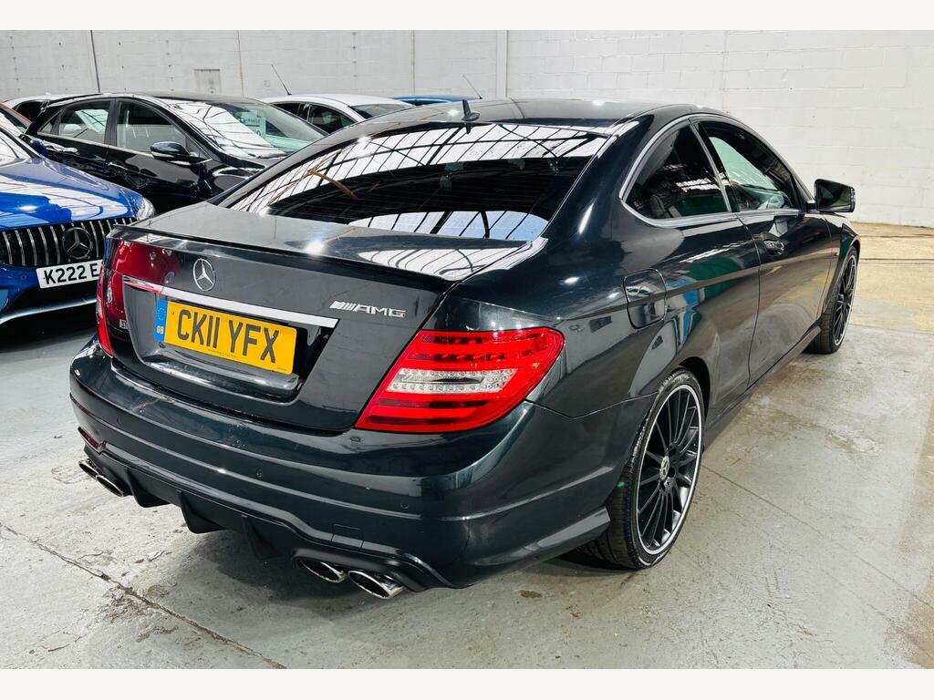 Mercedes-Benz C Class C220 Cdi 2.1 168 Blueefficiency Sport Amg Red #4