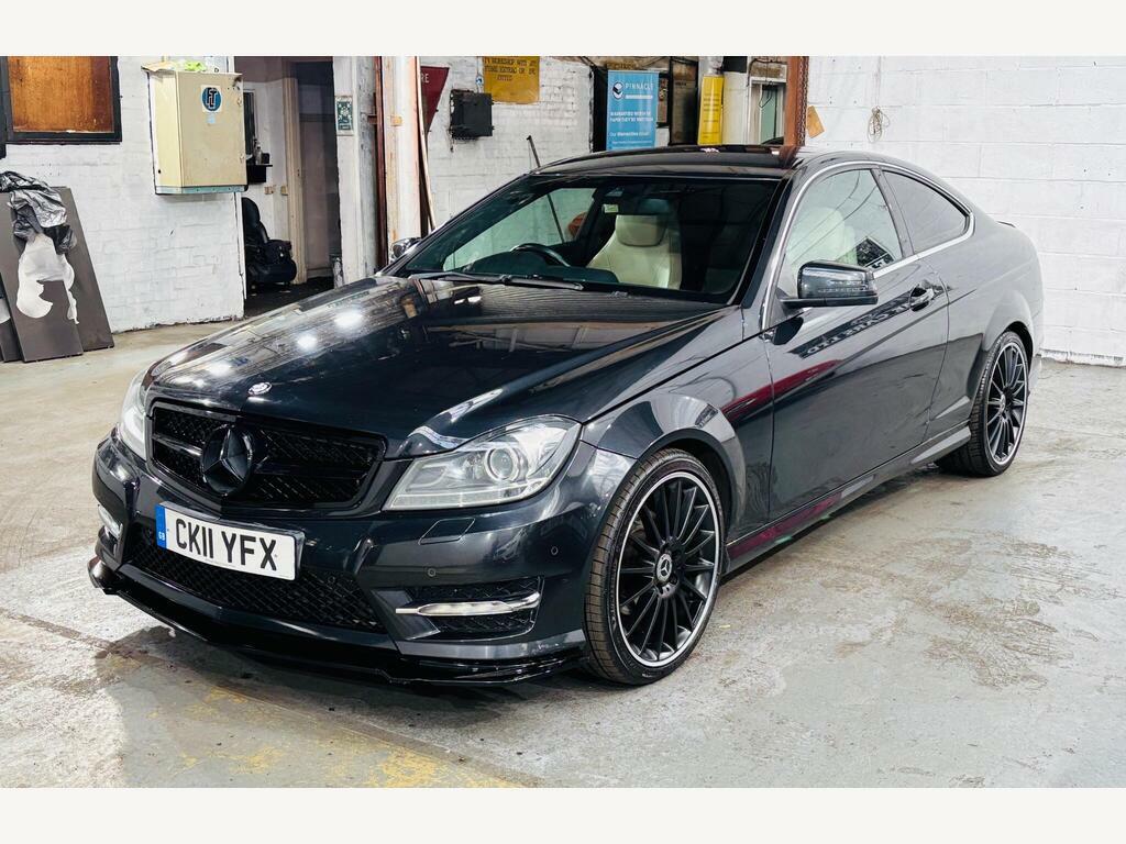 Mercedes-Benz C Class C220 Cdi 2.1 168 Blueefficiency Sport Amg Red #3