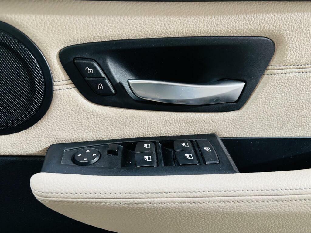 BMW 2 Series Active Tourer 2.0L 220D Luxury Active Tourer 188 Bhp Blue #16