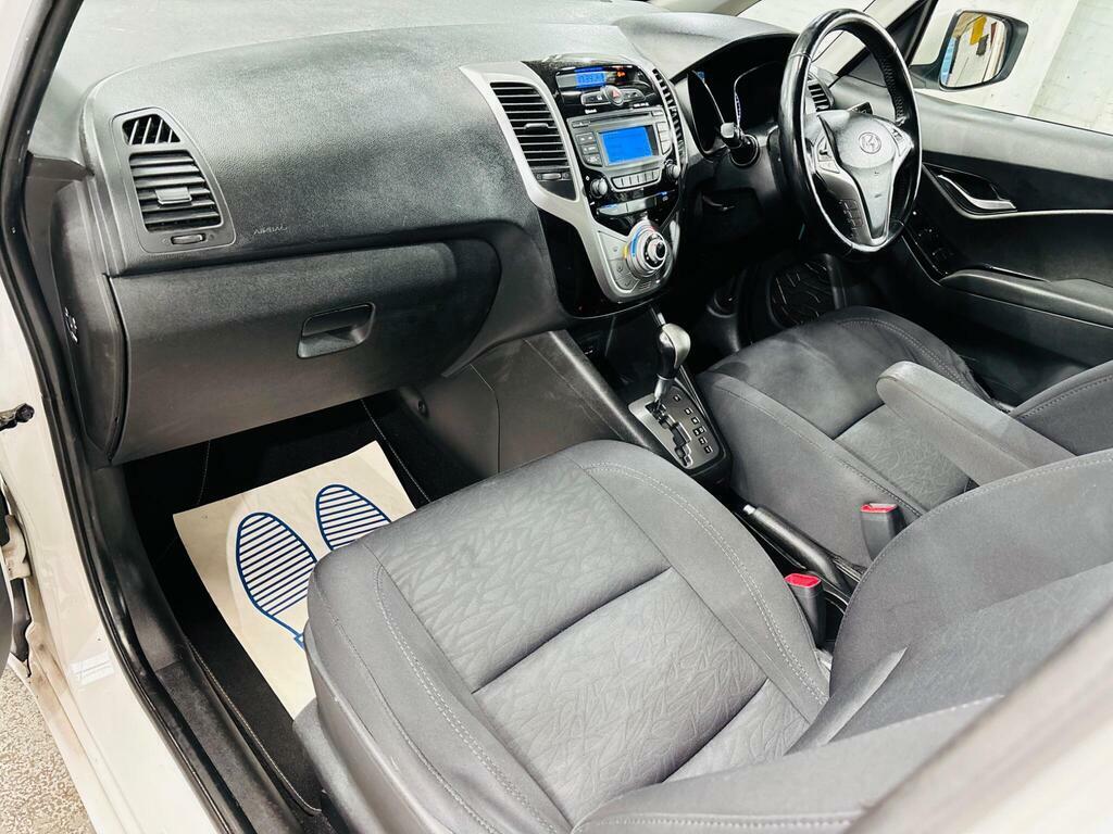Hyundai Ix20 1.6 Active Silver #11