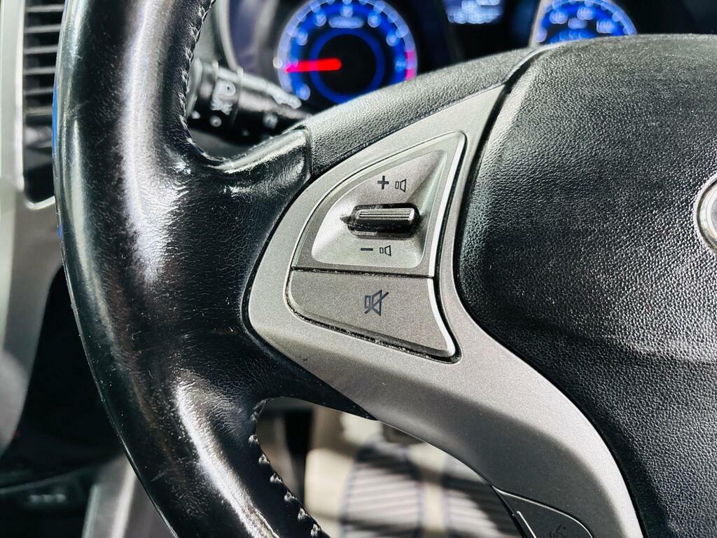 Hyundai Ix20 1.6 Active Silver #18