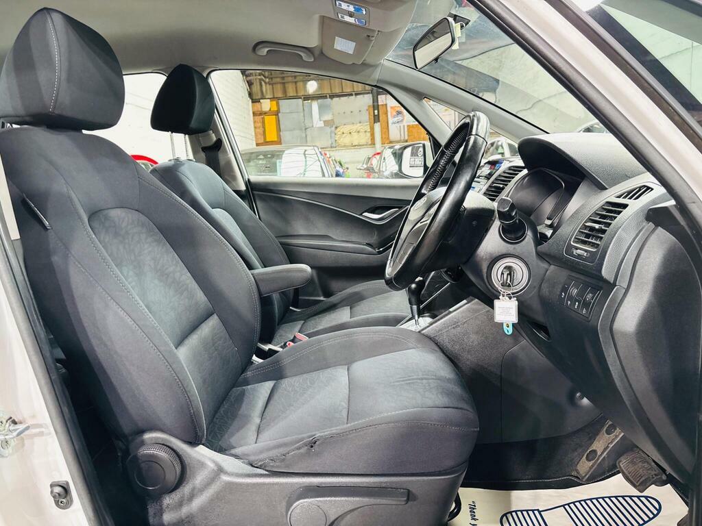 Hyundai Ix20 1.6 Active Silver #12