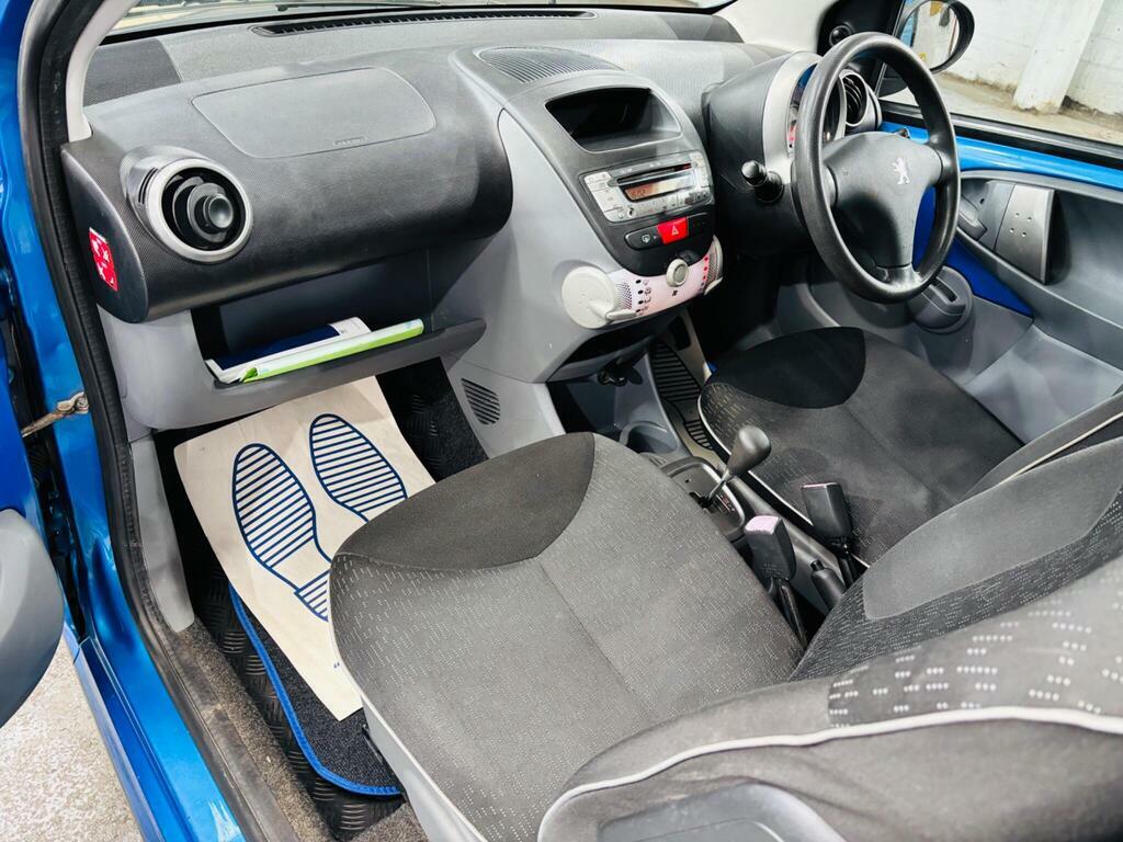 Peugeot 107 Red #12